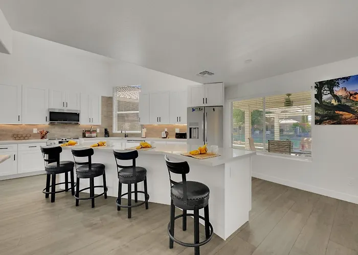 90th Holiday home Peoria